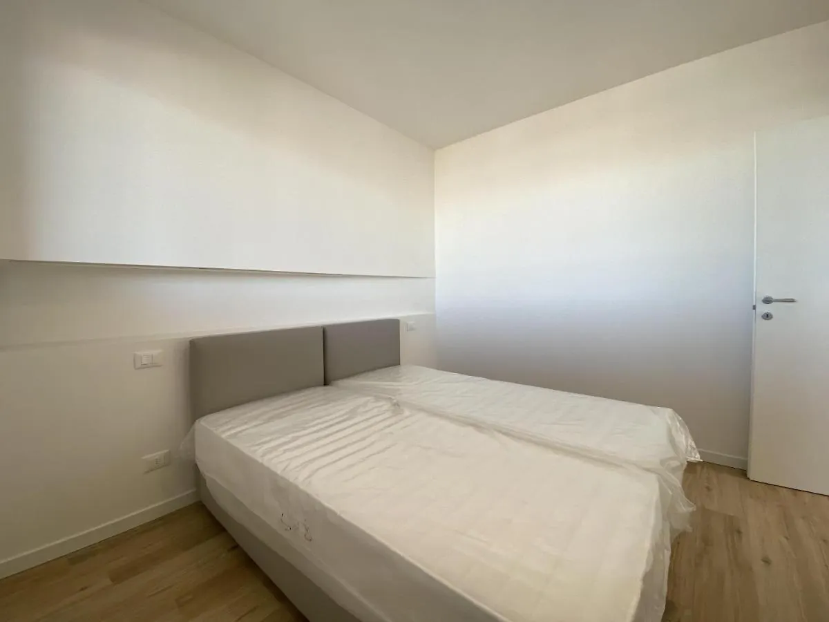Podium Apartment Lido di Jesolo 0*,  Italy